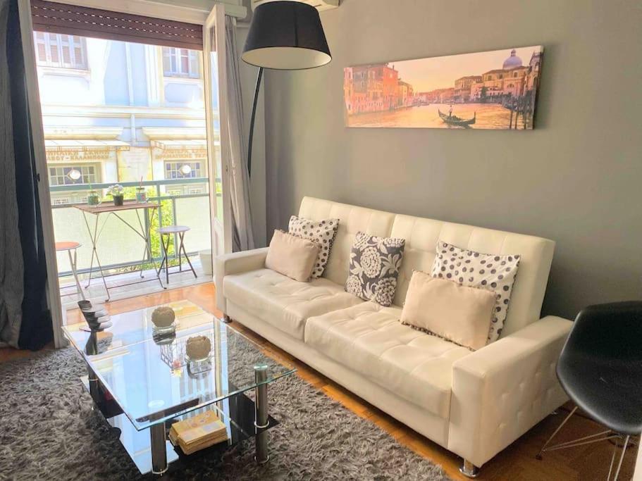 2Bdr Olympianzeus Apt With Netflix Athen Exterior foto