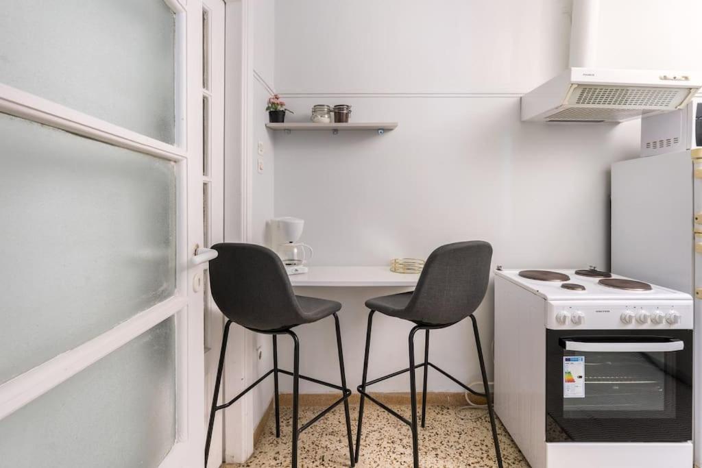 2Bdr Olympianzeus Apt With Netflix Athen Exterior foto